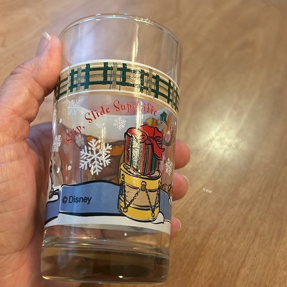Disney Pooh Set of 2 Christmas Juice Glasses - Picture 8 of 8